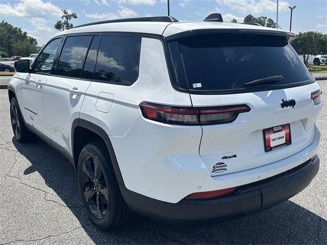 2023 Jeep Grand Cherokee L Altitude 4x4 2023 Jeep Grand Cherokee L Altitude 4x4