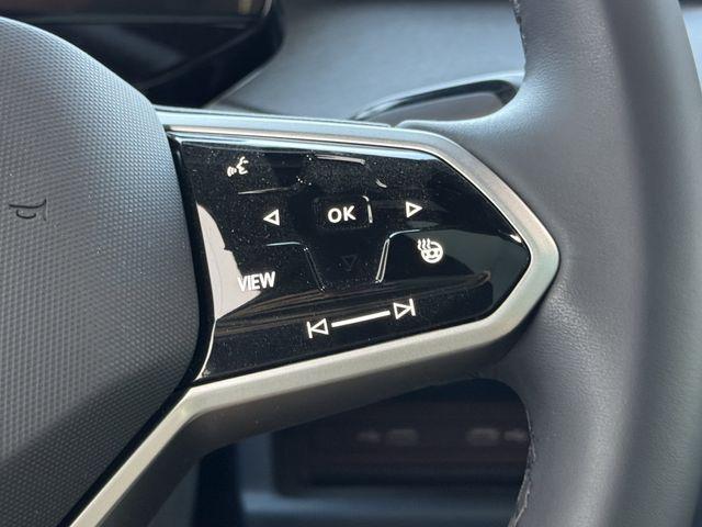 2025 Volkswagen ID. Buzz Pro S Plus with 4MOTION