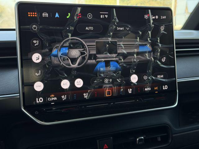 2025 Volkswagen ID. Buzz Pro S Plus with 4MOTION