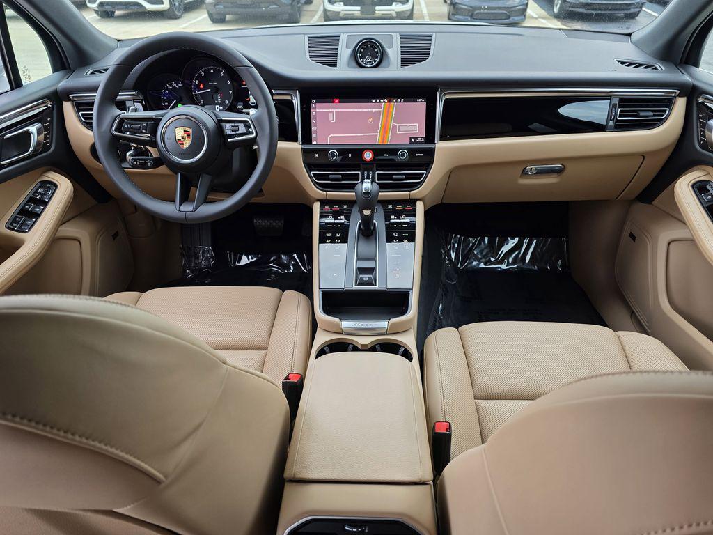 2026 Porsche Macan Base - Photo 27