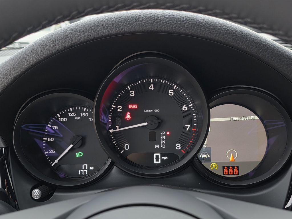 2026 Porsche Macan Base - Photo 38