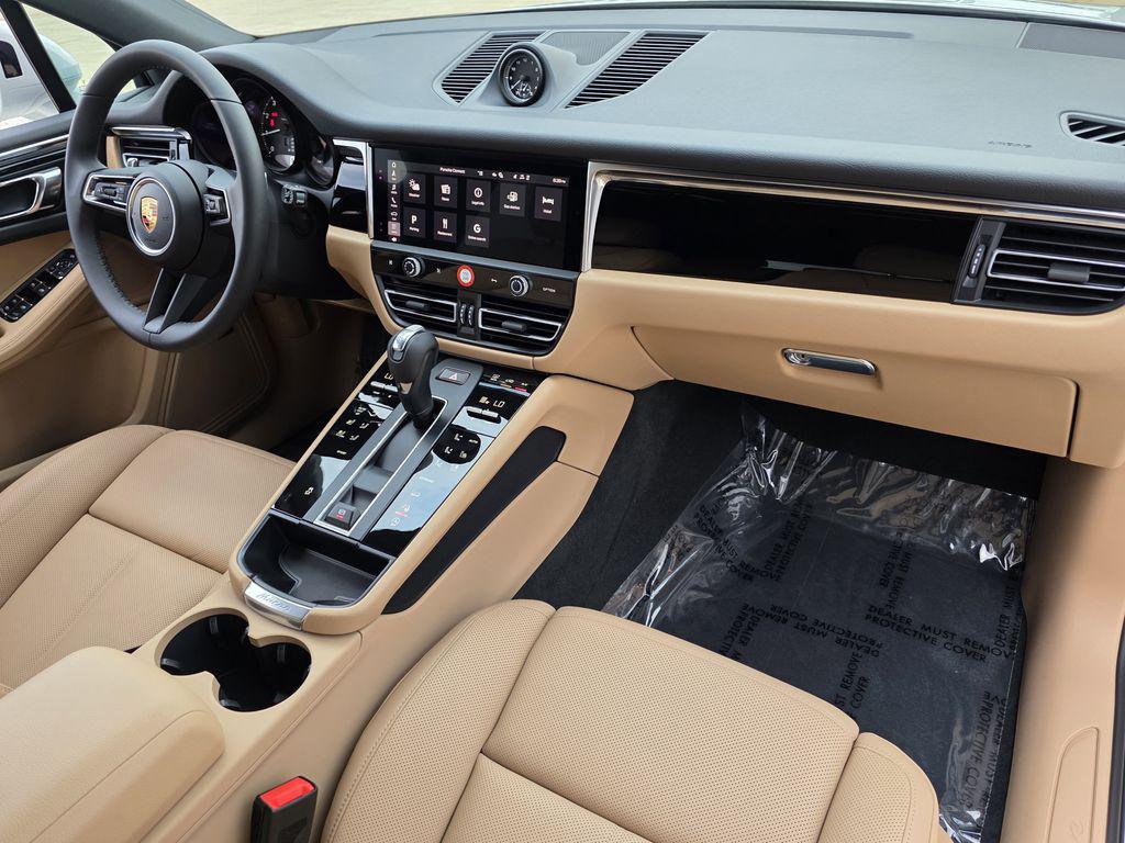 2026 Porsche Macan Base - Photo 44