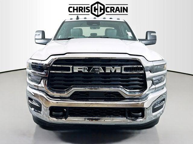 2026 RAM Ram 3500 Chassis Cab RAM 3500 TRADESMAN CREW CAB CHASSIS 4X4 60 CA