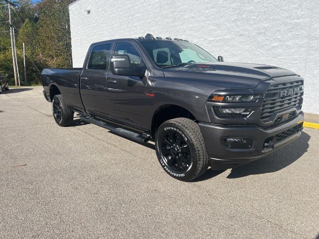 2026 RAM Ram 2500 RAM 2500 BLACK EXPRESS CREW CAB 4X4 8 BOX