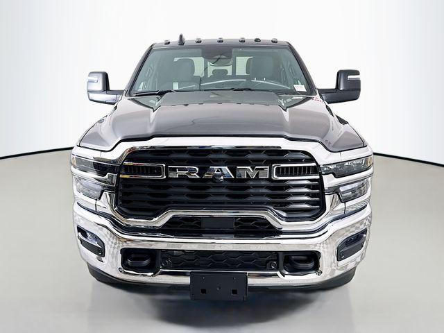 2026 RAM Ram 2500 RAM 2500 TRADESMAN CREW CAB 4X4 64 BOX 2026 RAM Ram 2500 RAM 2500 TRADESMAN CREW CAB 4X4 64 BOX