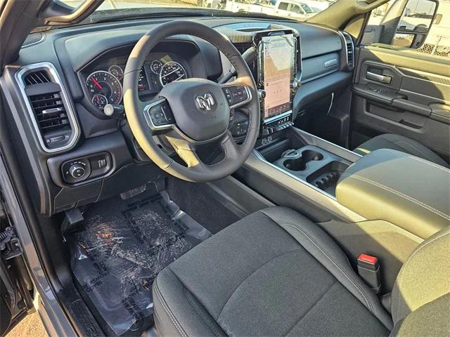 2026 RAM Ram 3500 RAM 3500 BIG HORN CREW CAB 4X4 8 BOX