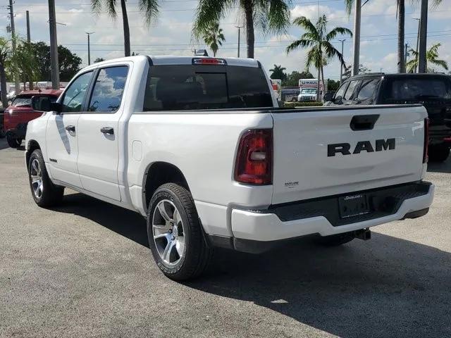 2025 RAM Ram 1500 RAM 1500 TRADESMAN CREW CAB 4X2 57 BOX