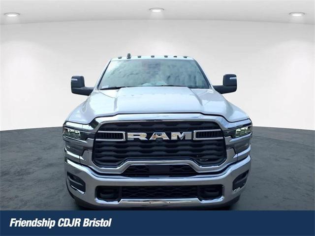 2026 RAM Ram 3500 Chassis Cab RAM 3500 TRADESMAN CHASSIS REGULAR CAB 4X4 60 CA