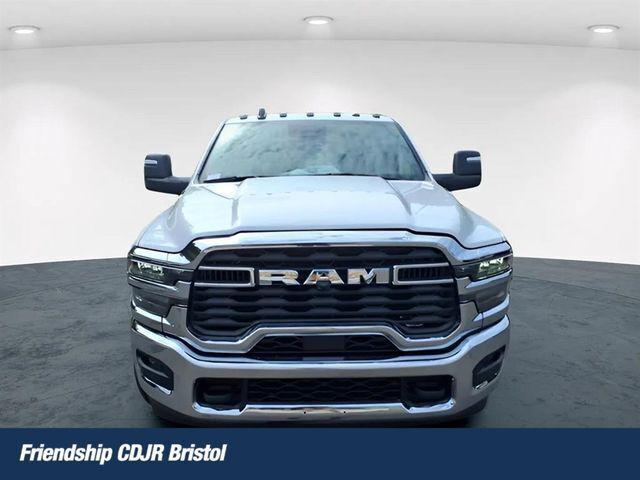 2026 RAM Ram 3500 Chassis Cab RAM 3500 TRADESMAN CHASSIS REGULAR CAB 4X4 60 CA