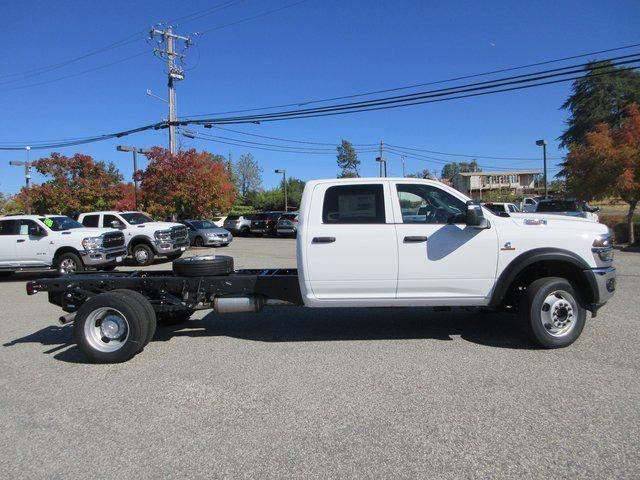2026 RAM Ram 5500 Chassis Cab RAM 5500 TRADESMAN CHASSIS CREW CAB 4X4 84 CA
