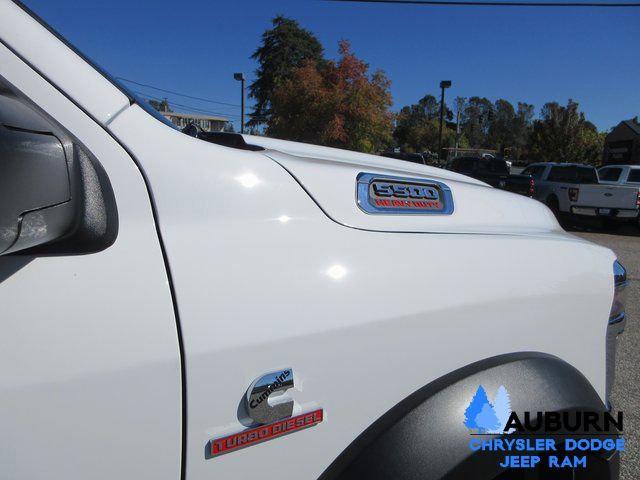 2026 RAM Ram 5500 Chassis Cab RAM 5500 TRADESMAN CHASSIS CREW CAB 4X4 84 CA