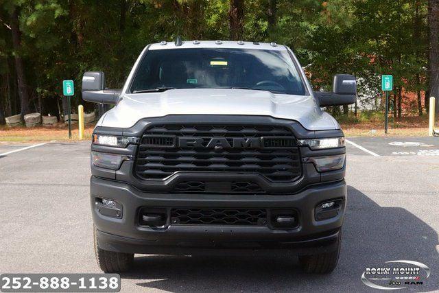 2026 RAM Ram 2500 RAM 2500 TRADESMAN CREW CAB 4X4 64 BOX