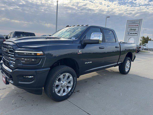 2026 RAM Ram 3500 RAM 3500 LARAMIE CREW CAB 4X4 64 BOX