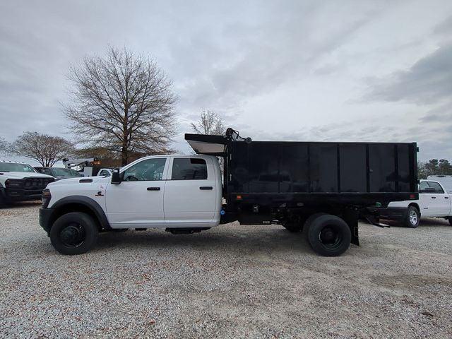 2026 RAM Ram 5500 Chassis Cab RAM 5500 TRADESMAN CHASSIS CREW CAB 4X4 84 CA