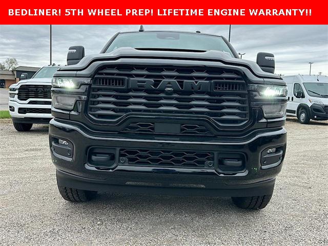 2026 RAM Ram 2500 RAM 2500 BLACK EXPRESS CREW CAB 4X4 64 BOX