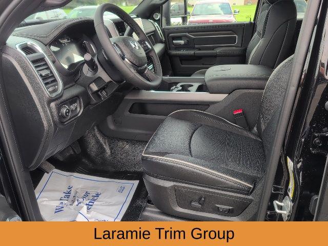 2026 RAM Ram 5500 Chassis Cab RAM 5500 BIG HORN CHASSIS CREW CAB 4X4 84 CA 2026 RAM Ram 5500 Chassis Cab RAM 5500 BIG HORN CHASSIS CREW CAB 4X4 84 CA