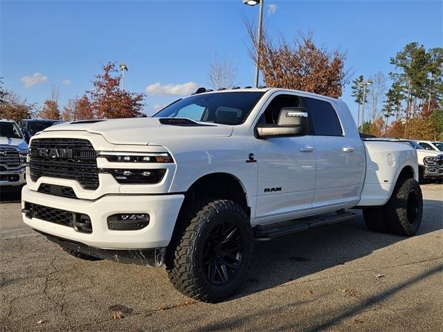 2026 RAM Ram 3500 RAM 3500 LARAMIE MEGA CAB 4X4 64 BOX 2026 RAM Ram 3500 RAM 3500 LARAMIE MEGA CAB 4X4 64 BOX