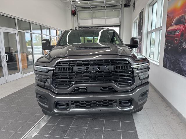 2026 RAM Ram 3500 RAM 3500 LARAMIE CREW CAB 4X4 64 BOX