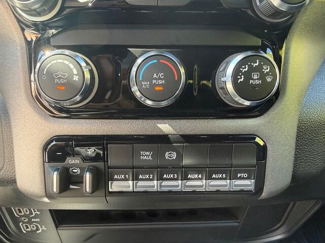 2026 Ram 5500 Chassis Cab Tradesman/Big Horn