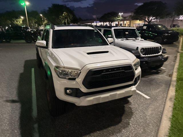 2016 Toyota Tacoma TRD Sport