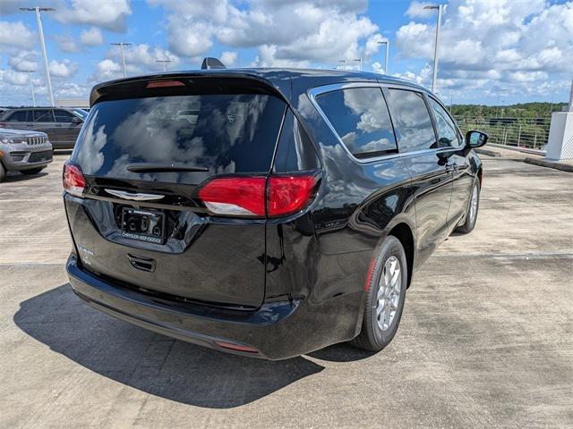 2026 Chrysler Voyager VOYAGER LX