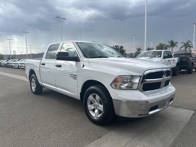 2023 RAM 1500 Classic SLT Crew Cab 4x2 57 Box 2023 RAM 1500 Classic SLT Crew Cab 4x2 57 Box