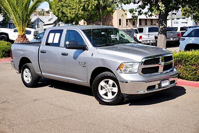 2023 RAM 1500 Classic SLT Crew Cab 4x4 57 Box