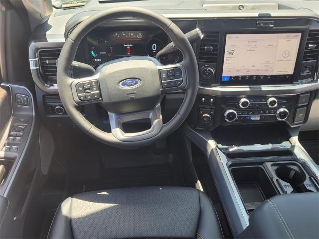 2025 Ford F-450 LARIAT