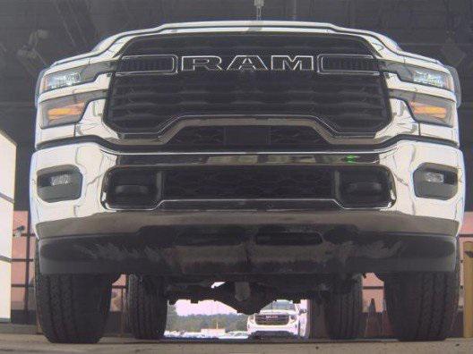 2025 RAM 2500 Tradesman Crew Cab 4x4 64 Box