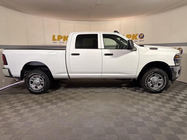 2025 RAM 2500 Tradesman Crew Cab 4x4 64 Box