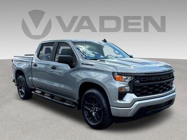 2025 Chevrolet Silverado 1500 4WD Crew Cab Short Bed Custom