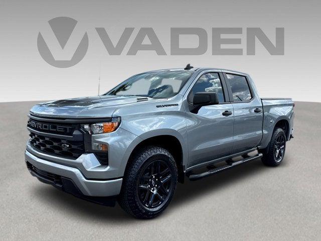 2025 Chevrolet Silverado 1500 4WD Crew Cab Short Bed Custom