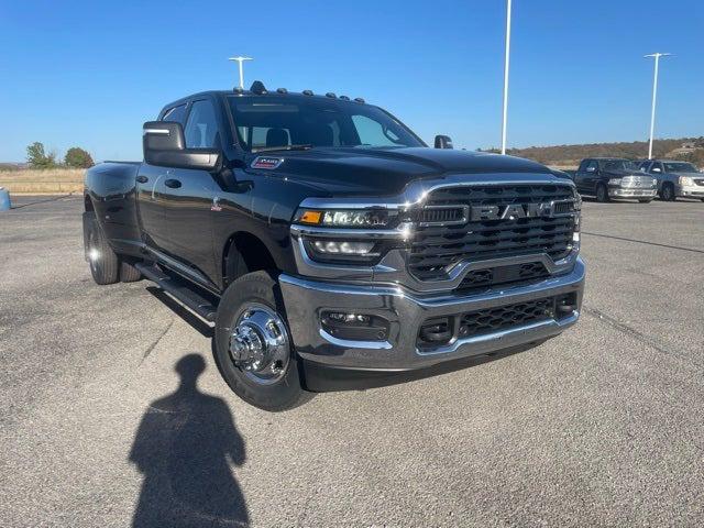 2026 RAM Ram 3500 RAM 3500 TRADESMAN CREW CAB 4X4 8 BOX 2026 RAM Ram 3500 RAM 3500 TRADESMAN CREW CAB 4X4 8 BOX