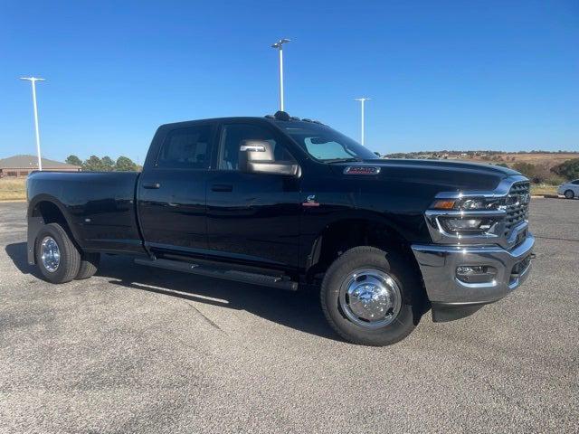 2026 RAM Ram 3500 RAM 3500 TRADESMAN CREW CAB 4X4 8 BOX 2026 RAM Ram 3500 RAM 3500 TRADESMAN CREW CAB 4X4 8 BOX