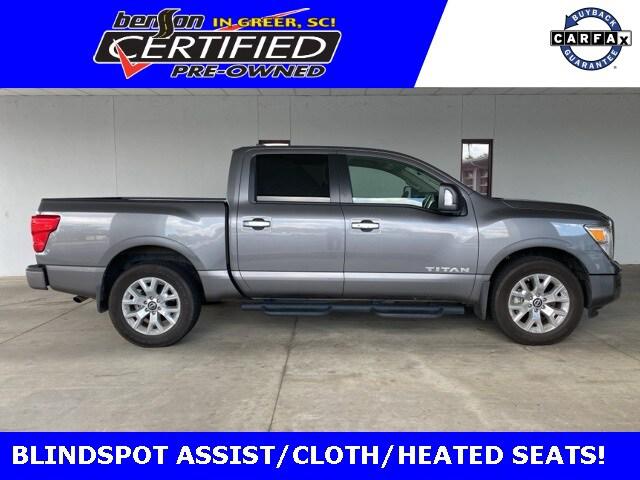 2024 Nissan TITAN Crew Cab SV 4x4