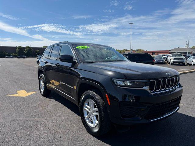 2024 Jeep Grand Cherokee Laredo 4x4
