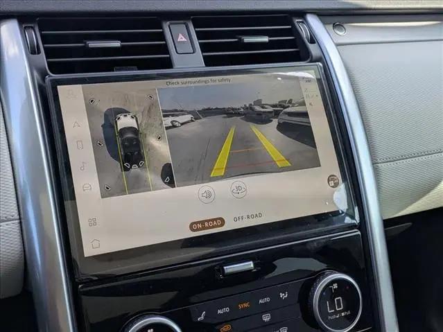 2025 Land Rover Discovery P360 Dynamic SE