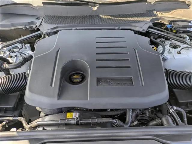 2025 Land Rover Discovery P360 Dynamic SE
