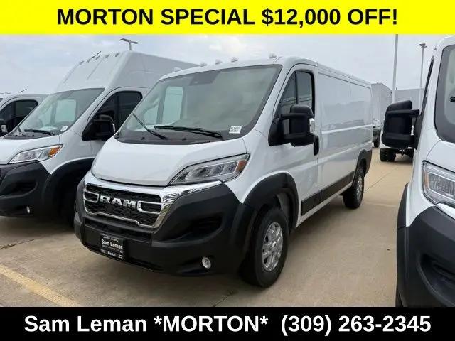 2025 Ram ProMaster Cargo Van SLT Low Roof 136" WB