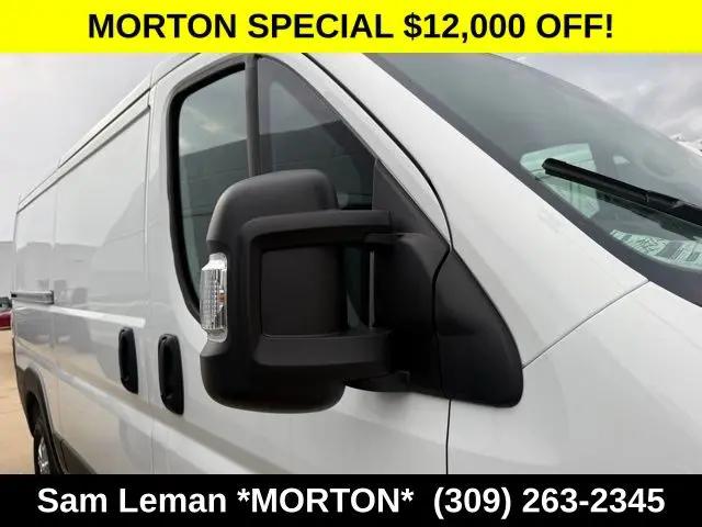 2025 Ram ProMaster Cargo Van SLT Low Roof 136" WB
