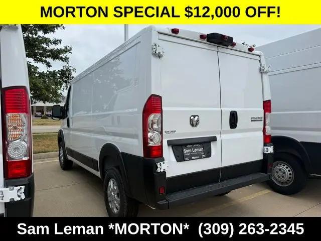 2025 Ram ProMaster Cargo Van SLT Low Roof 136" WB
