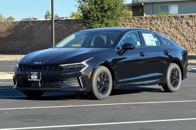 2026 Kia K5 LXS FWD
