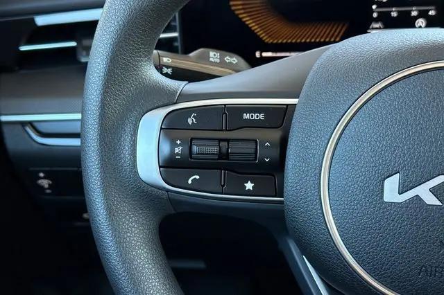 2026 Kia K5 LXS FWD