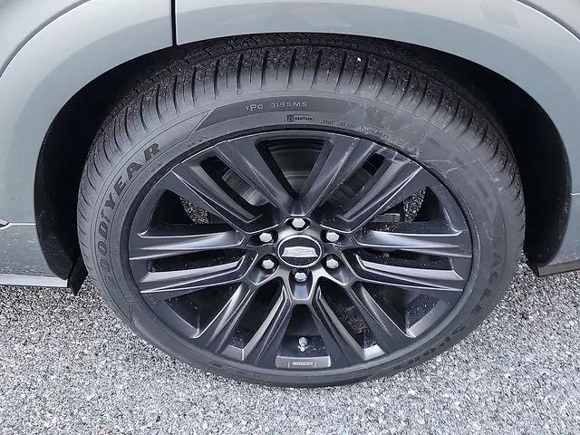 2026 Cadillac iQ Platinum