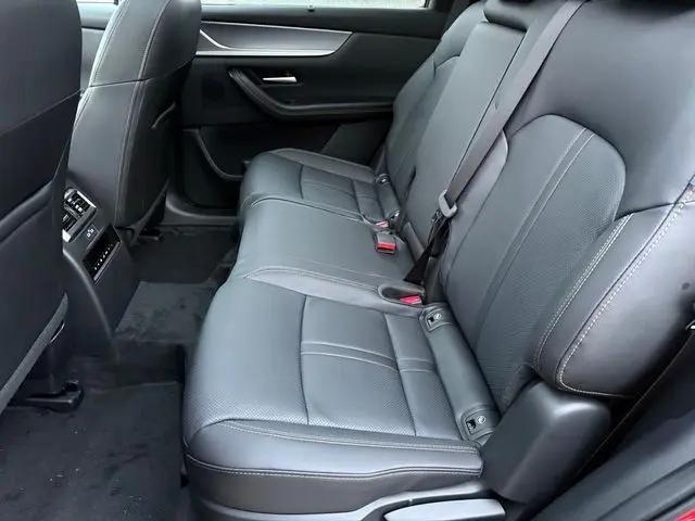2025 Mazda CX-70 Premium Package