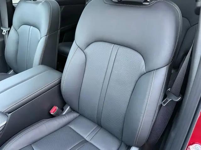 2025 Mazda CX-70 Premium Package
