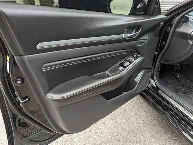 2020 Nissan Altima Platinum FWD