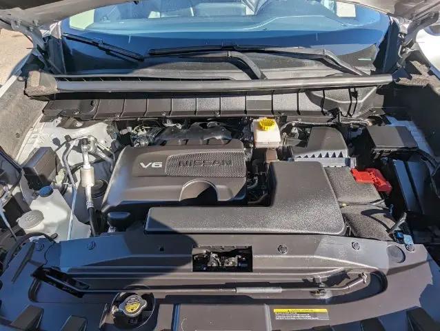 2023 Nissan Pathfinder SL 4WD