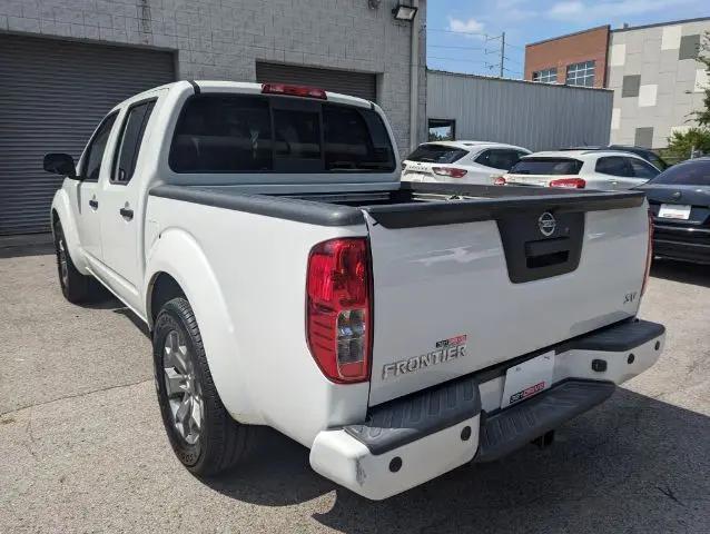 2021 Nissan Frontier Crew Cab SV 4x2