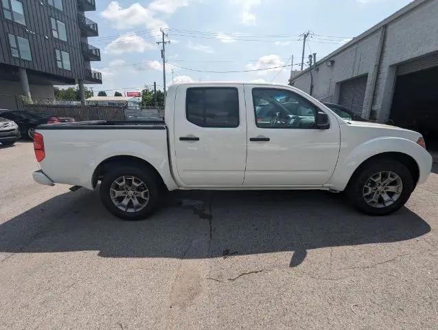 2021 Nissan Frontier Crew Cab SV 4x2